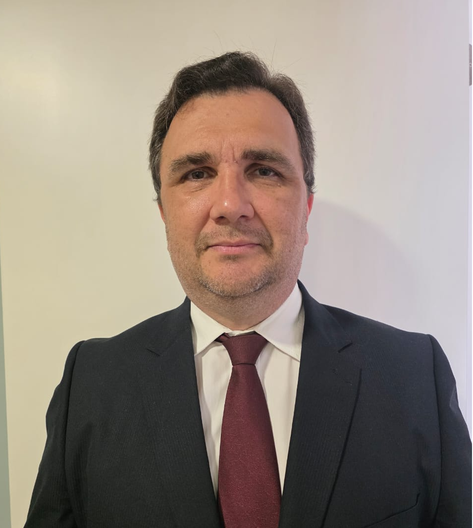 Dr. Vicente Wagner Corteze